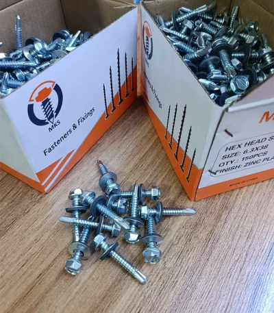 Roofing screw